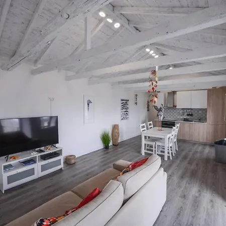 Monchique Islet View House T2 بيت للعطل Faja Grande