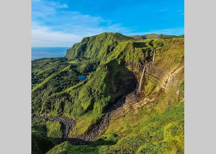 Monchique Islet View House T2 *